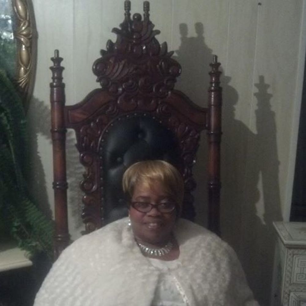 Meet your Posher, Rhonda